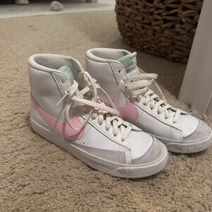 Nike Women/Kids White and Pink High-Top Sneakers